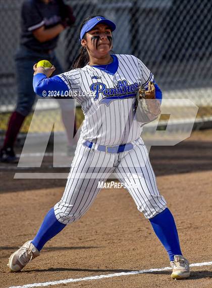 Thumbnail 3 in West Covina @ Diamond Ranch photogallery.