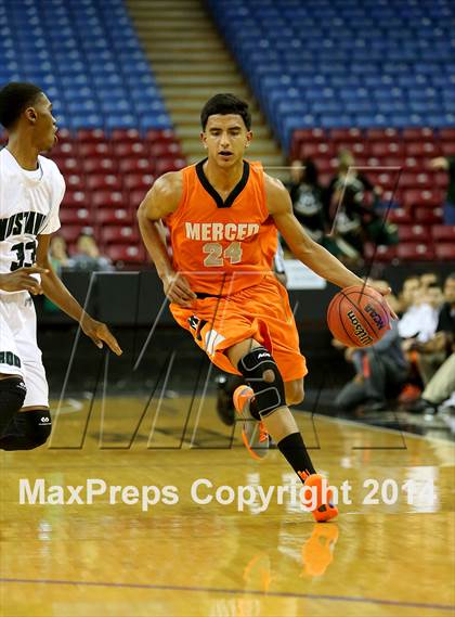 Thumbnail 1 in Merced vs Rodriguez (CIF SJS D1 Semifinal) photogallery.