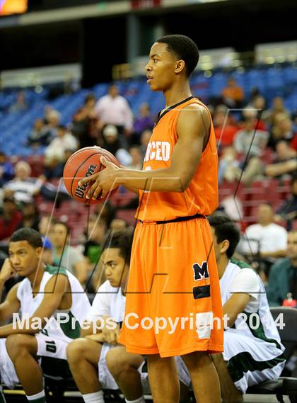 Thumbnail 2 in Merced vs Rodriguez (CIF SJS D1 Semifinal) photogallery.