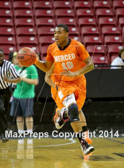 Thumbnail 2 in Merced vs Rodriguez (CIF SJS D1 Semifinal) photogallery.