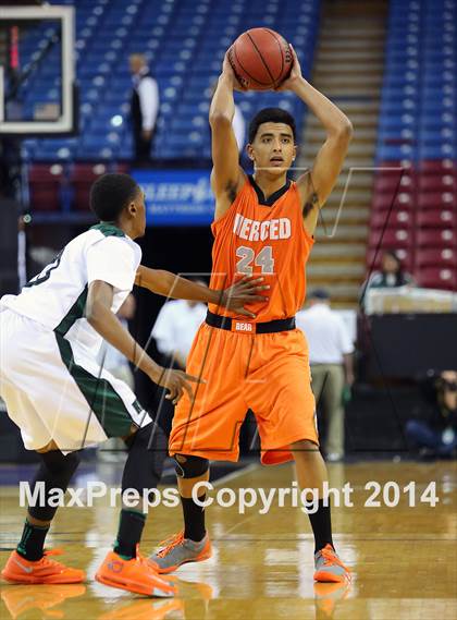Thumbnail 2 in Merced vs Rodriguez (CIF SJS D1 Semifinal) photogallery.