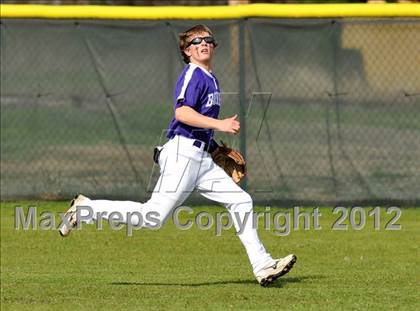 Thumbnail 1 in Bonham vs Whitesboro (Blue Ridge Tournament) photogallery.