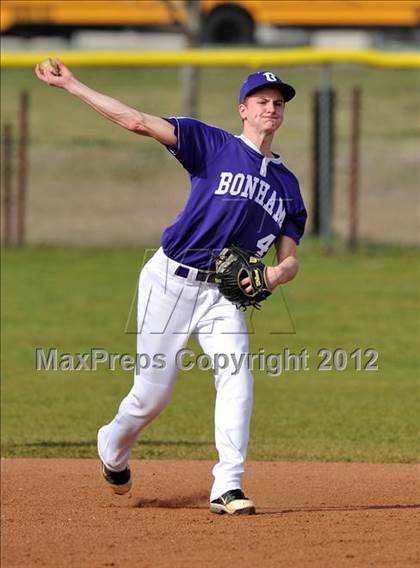 Thumbnail 2 in Bonham vs Whitesboro (Blue Ridge Tournament) photogallery.