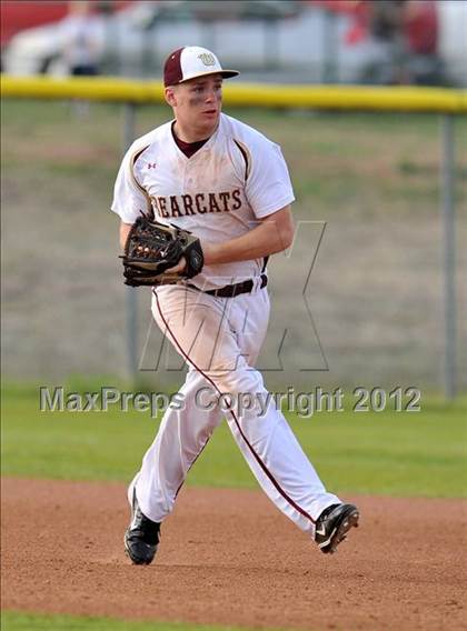 Thumbnail 2 in Bonham vs Whitesboro (Blue Ridge Tournament) photogallery.