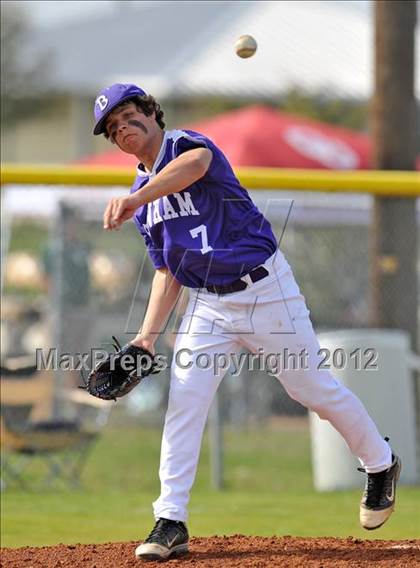 Thumbnail 3 in Bonham vs Whitesboro (Blue Ridge Tournament) photogallery.