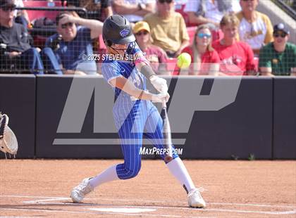 Thumbnail 3 in Point Loma vs. West Hills (CIF SDS Division 2 Final) photogallery.