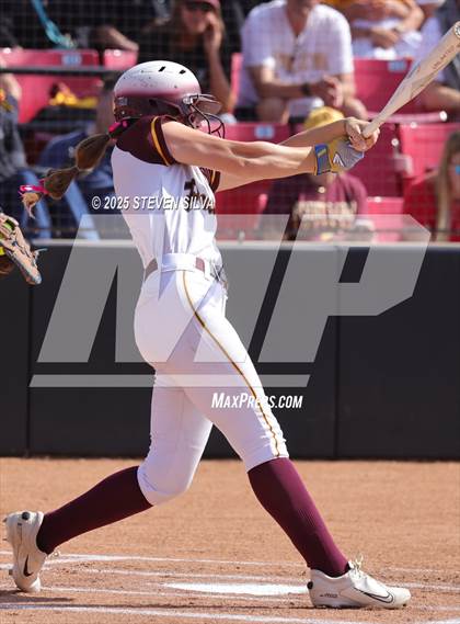 Thumbnail 1 in Point Loma vs. West Hills (CIF SDS Division 2 Final) photogallery.