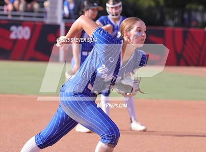 Thumbnail 3 in Point Loma vs. West Hills (CIF SDS Division 2 Final) photogallery.