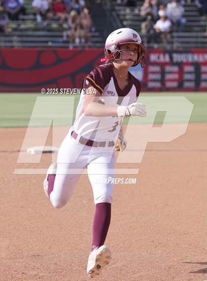 Thumbnail 1 in Point Loma vs. West Hills (CIF SDS Division 2 Final) photogallery.