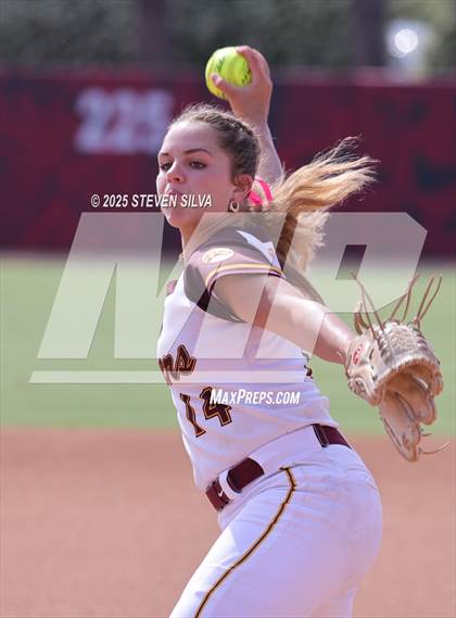 Thumbnail 2 in Point Loma vs. West Hills (CIF SDS Division 2 Final) photogallery.