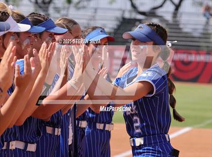 Thumbnail 1 in Point Loma vs. West Hills (CIF SDS Division 2 Final) photogallery.
