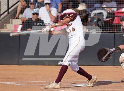 Thumbnail 3 in Point Loma vs. West Hills (CIF SDS Division 2 Final) photogallery.