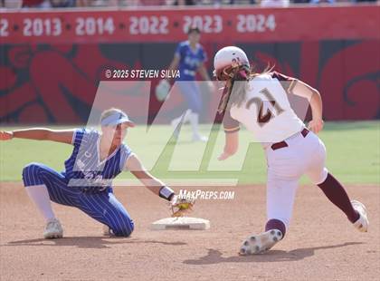 Thumbnail 2 in Point Loma vs. West Hills (CIF SDS Division 2 Final) photogallery.