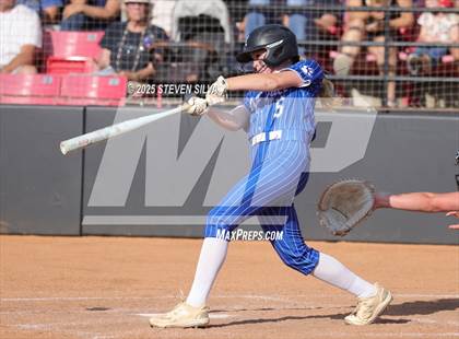Thumbnail 3 in Point Loma vs. West Hills (CIF SDS Division 2 Final) photogallery.