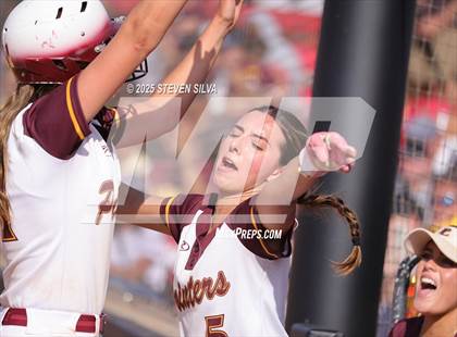 Thumbnail 3 in Point Loma vs. West Hills (CIF SDS Division 2 Final) photogallery.