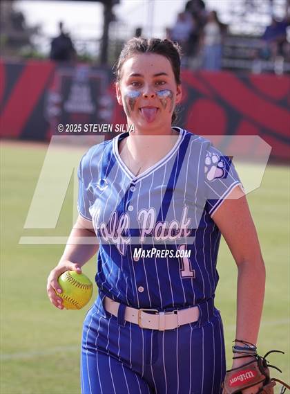 Thumbnail 3 in Point Loma vs. West Hills (CIF SDS Division 2 Final) photogallery.