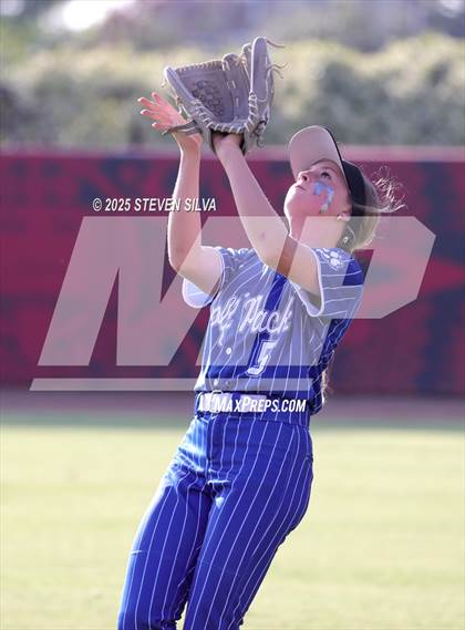 Thumbnail 1 in Point Loma vs. West Hills (CIF SDS Division 2 Final) photogallery.