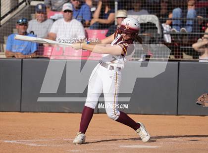Thumbnail 3 in Point Loma vs. West Hills (CIF SDS Division 2 Final) photogallery.