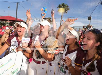 Thumbnail 3 in Point Loma vs. West Hills (CIF SDS Division 2 Final) photogallery.