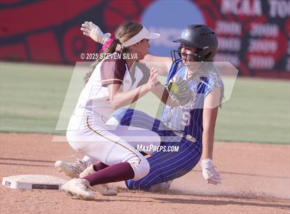 Thumbnail 1 in Point Loma vs. West Hills (CIF SDS Division 2 Final) photogallery.