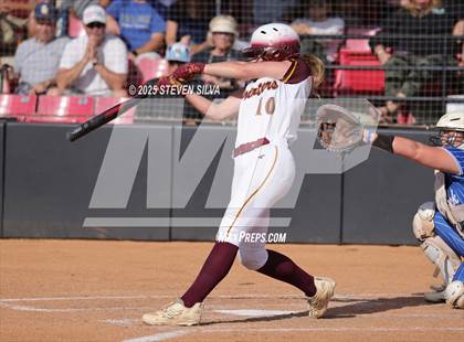 Thumbnail 3 in Point Loma vs. West Hills (CIF SDS Division 2 Final) photogallery.