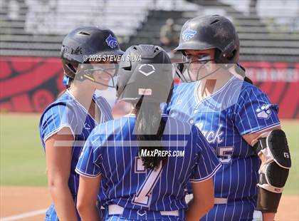 Thumbnail 1 in Point Loma vs. West Hills (CIF SDS Division 2 Final) photogallery.