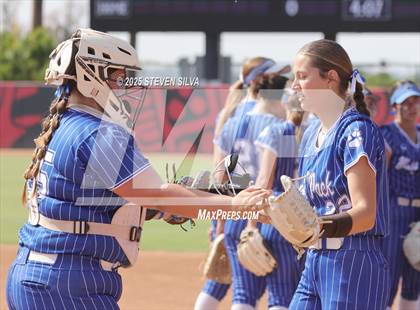 Thumbnail 3 in Point Loma vs. West Hills (CIF SDS Division 2 Final) photogallery.