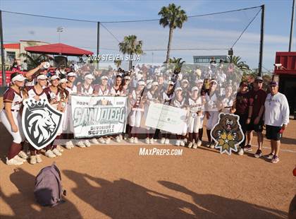 Thumbnail 3 in Point Loma vs. West Hills (CIF SDS Division 2 Final) photogallery.