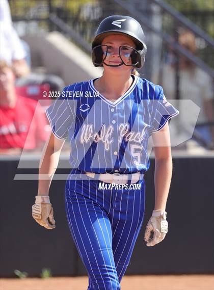 Thumbnail 1 in Point Loma vs. West Hills (CIF SDS Division 2 Final) photogallery.