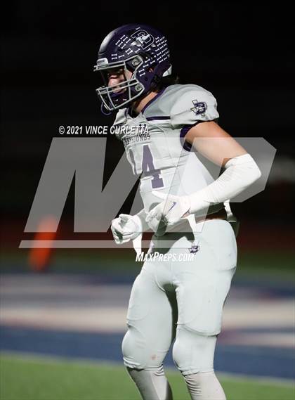 Thumbnail 1 in Boerne vs. Canyon Lake (UIL 4A Bi-District Playoff) photogallery.