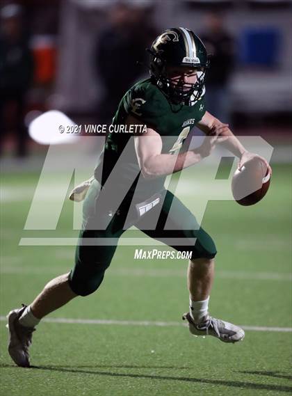 Thumbnail 2 in Boerne vs. Canyon Lake (UIL 4A Bi-District Playoff) photogallery.