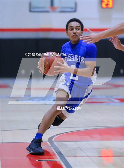 Thumbnail 1 in Burbank vs Hart (Hart Holiday Classic) photogallery.