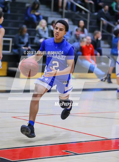 Thumbnail 2 in Burbank vs Hart (Hart Holiday Classic) photogallery.