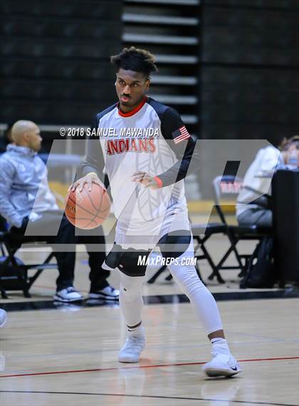 Thumbnail 3 in Burbank vs Hart (Hart Holiday Classic) photogallery.