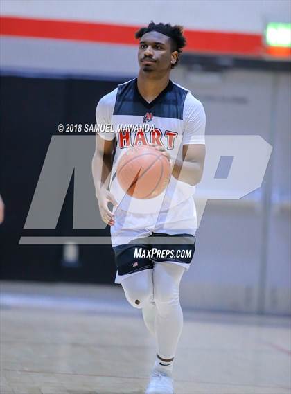 Thumbnail 1 in Burbank vs Hart (Hart Holiday Classic) photogallery.