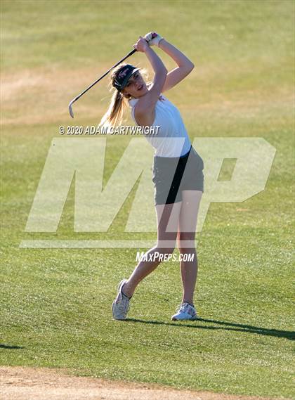 Thumbnail 2 in Sun River Tournament photogallery.