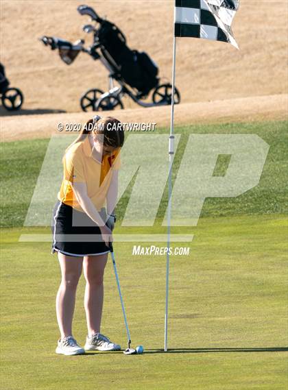 Thumbnail 1 in Sun River Tournament photogallery.