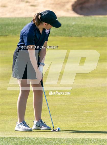 Thumbnail 2 in Sun River Tournament photogallery.