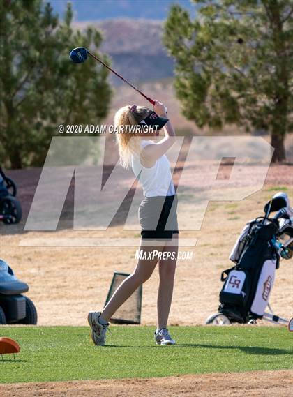 Thumbnail 2 in Sun River Tournament photogallery.