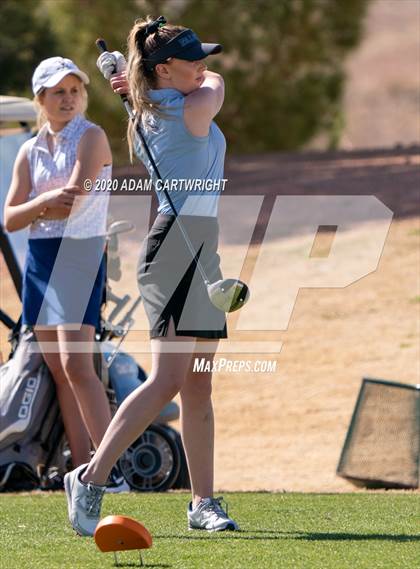 Thumbnail 2 in Sun River Tournament photogallery.