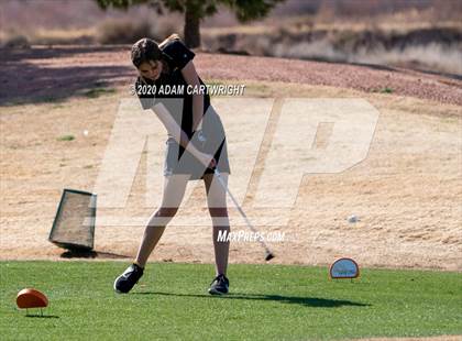 Thumbnail 2 in Sun River Tournament photogallery.