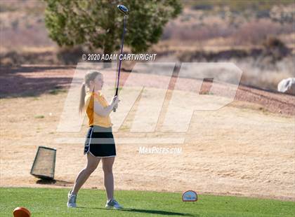Thumbnail 3 in Sun River Tournament photogallery.