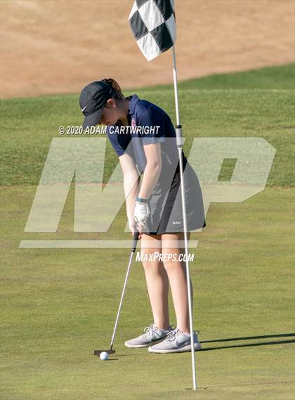 Thumbnail 2 in Sun River Tournament photogallery.