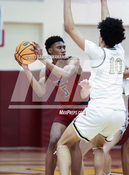 Thumbnail 1 in Oak Park vs St. Pius X-St. Matthias Academy (So Cal Showdown) photogallery.