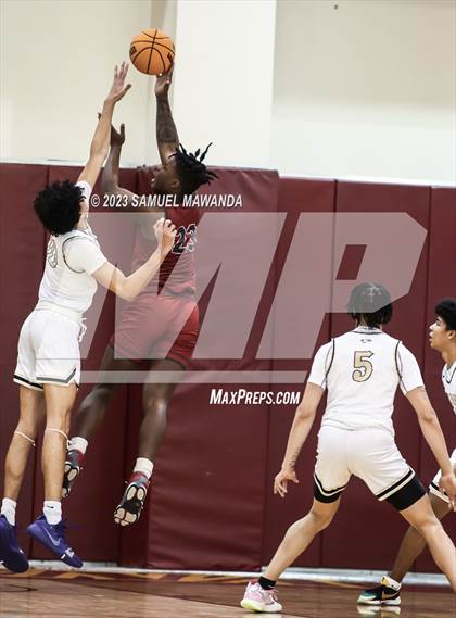 Thumbnail 1 in Oak Park vs St. Pius X-St. Matthias Academy (So Cal Showdown) photogallery.