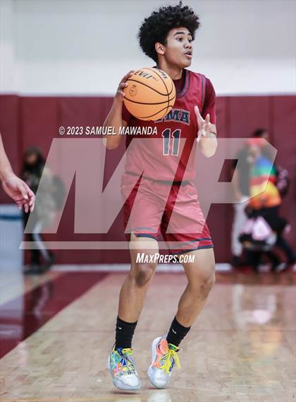 Thumbnail 3 in Oak Park vs St. Pius X-St. Matthias Academy (So Cal Showdown) photogallery.