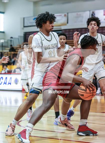 Thumbnail 2 in Oak Park vs St. Pius X-St. Matthias Academy (So Cal Showdown) photogallery.
