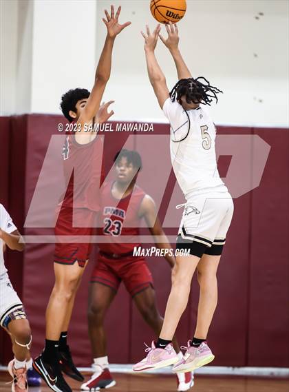 Thumbnail 3 in Oak Park vs St. Pius X-St. Matthias Academy (So Cal Showdown) photogallery.