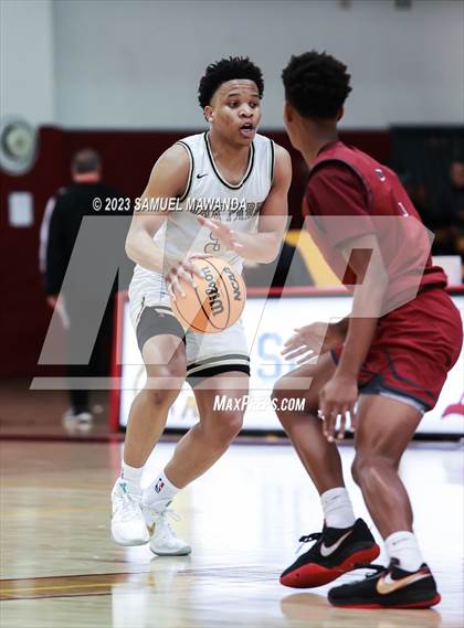 Thumbnail 3 in Oak Park vs St. Pius X-St. Matthias Academy (So Cal Showdown) photogallery.