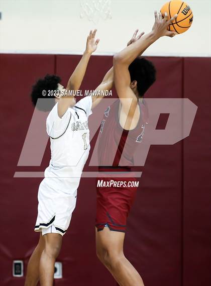 Thumbnail 2 in Oak Park vs St. Pius X-St. Matthias Academy (So Cal Showdown) photogallery.